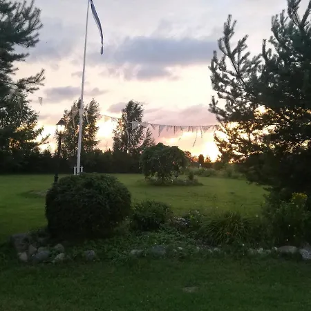Saviaugu Majake Polvamaal Karsa