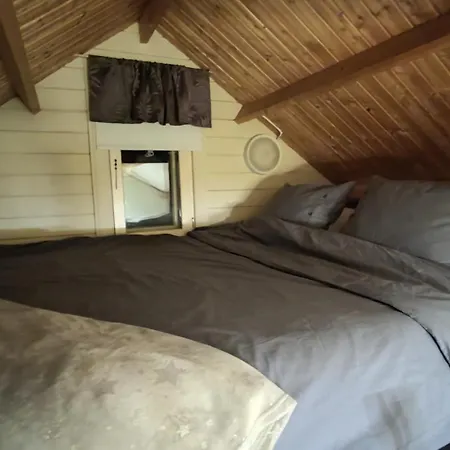 Saviaugu Majake Polvamaal * Karsa