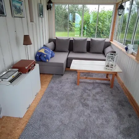 Saviaugu Majake Polvamaal * Karsa