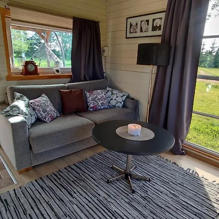 Saviaugu Majake Polvamaal Chalet