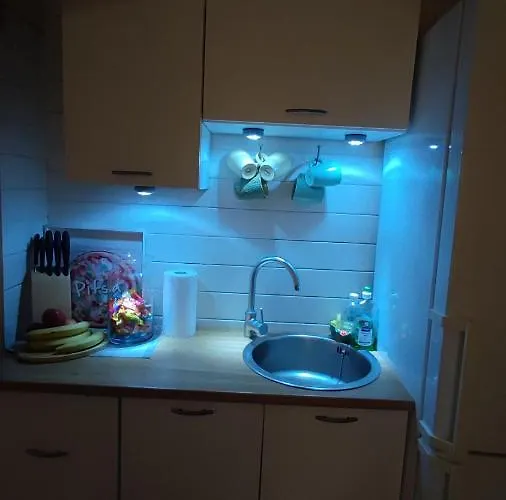 Saviaugu Majake Polvamaal *