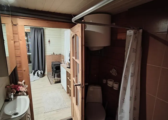 Saviaugu Majake Polvamaal シャレー