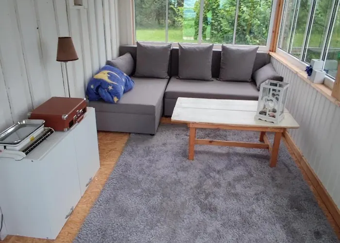 Saviaugu Majake Polvamaal * Karsa